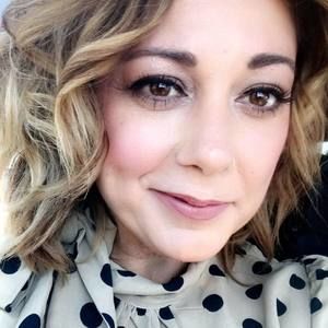 Meet your Posher, Paula